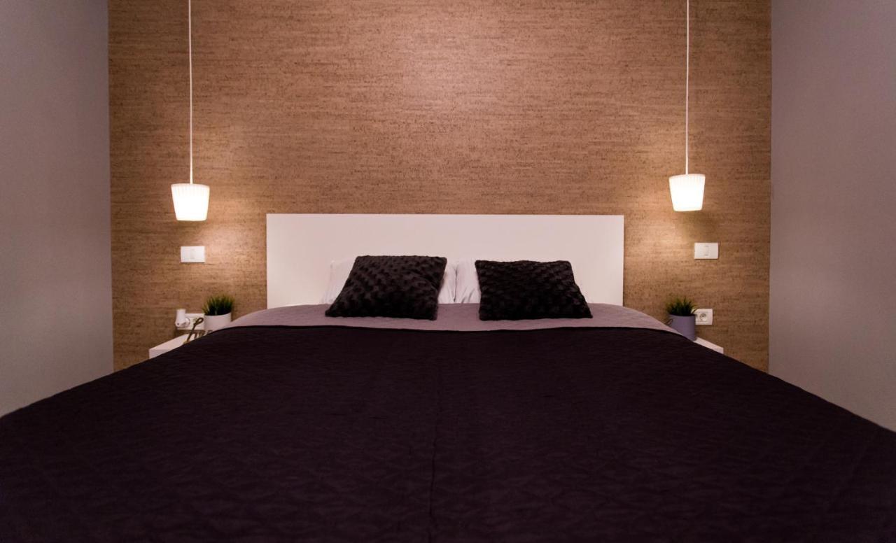 The Retreat Apartment Sinaia Luaran gambar